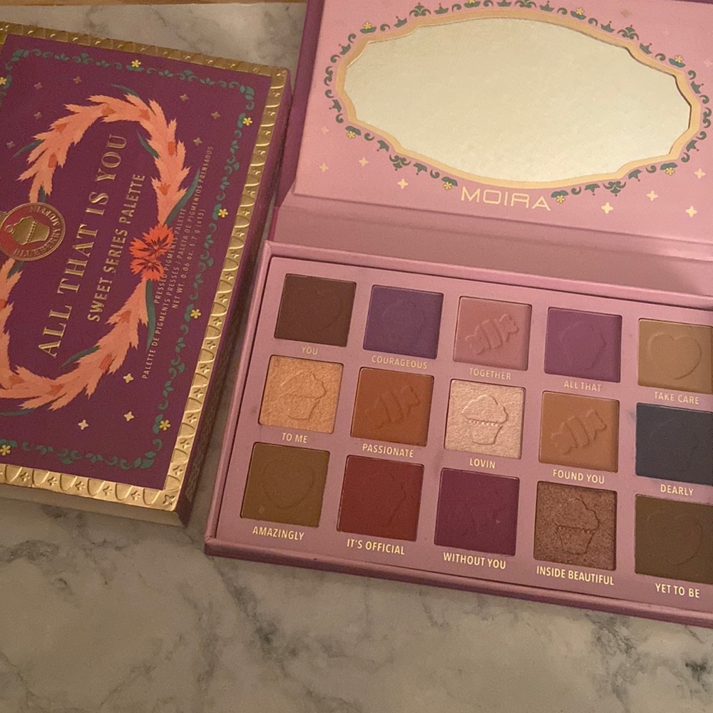 Moira ALL THAT IS YOU palette